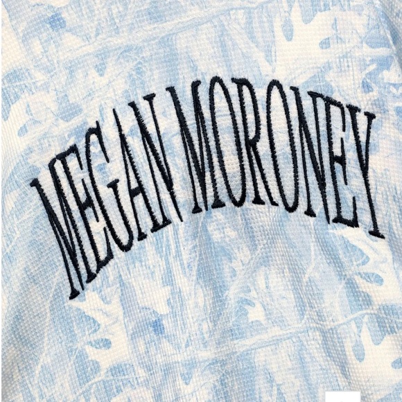 Boys lie MEGAN BLUES MANHUNT
CAMO CREWNECK - Picture 4 of 8